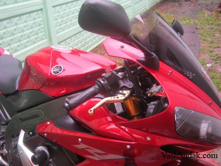 ���� ����� � Yamaha R1