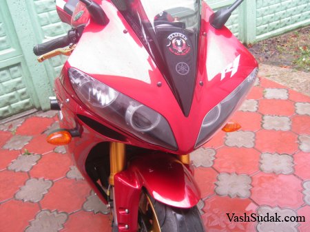 ���� ����� � Yamaha R1