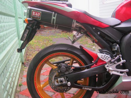 ���� ����� � Yamaha R1
